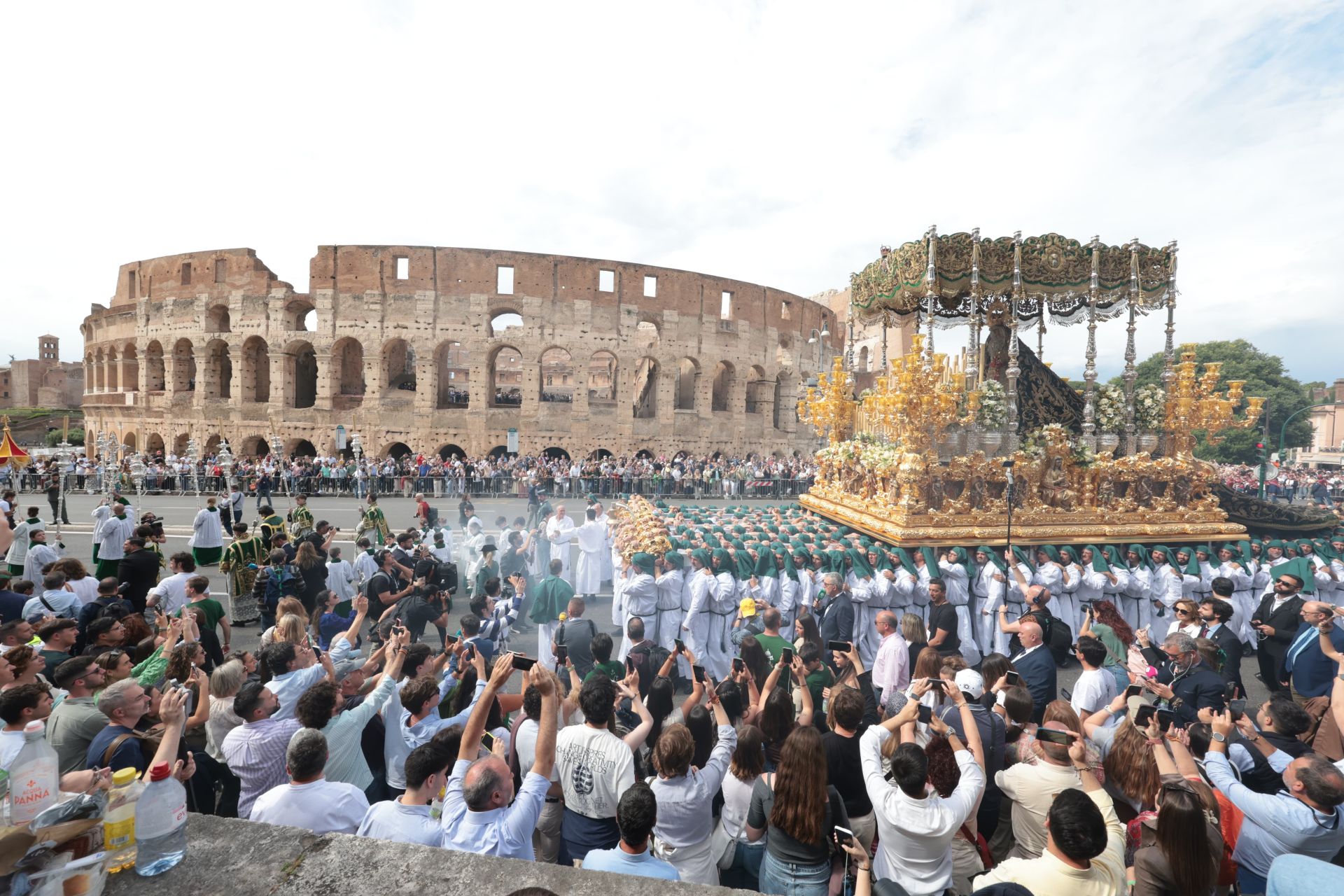 La Esperanza&#039;s grand tour of Rome - in pictures